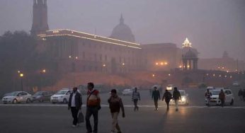 Delhi AQI Breaches 400-Mark; Govt Holds Off Stricter Curb