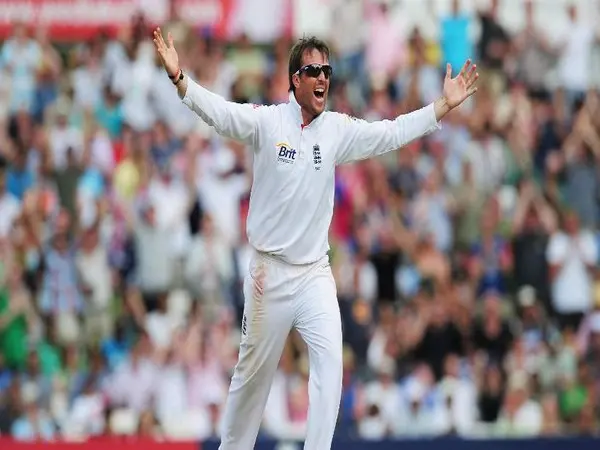 Former England spinner Graeme Swann had some tips for the English team, which will begin its five-Test tour of India on January 25.