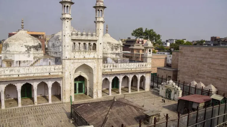 Varanasi court permits Hindu side to offer prayers at Gyanvapi mosque complex