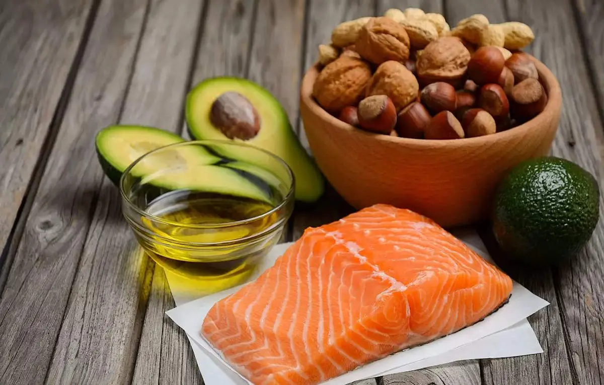 Healthy omega-3 fats may slow deadly pulmonary fibrosis: Study