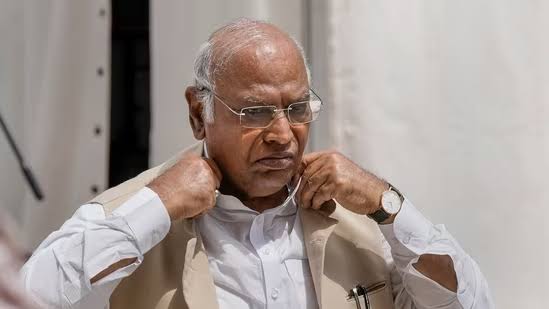 “Did not intend to hurt sentiments”: Cong chief Kharge amid BJP salvoes over temple snub