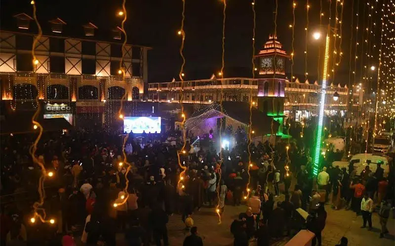 J-K: Srinagar welcomes 2024 with spectacular celebrations at Lal Chowk