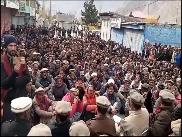 Protests against wheat price hike enters 11th day in PoK’s several cities