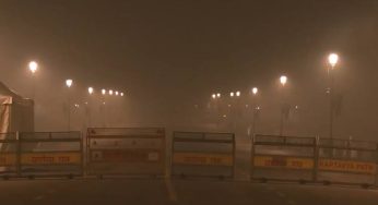 Layer of thick fog shrouds Delhi-NCR, visibility reduced badly