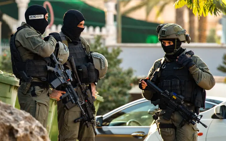 Six Terrorists Arrested By Israel