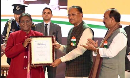 President Murmu presents Swachh Survekshan Awards