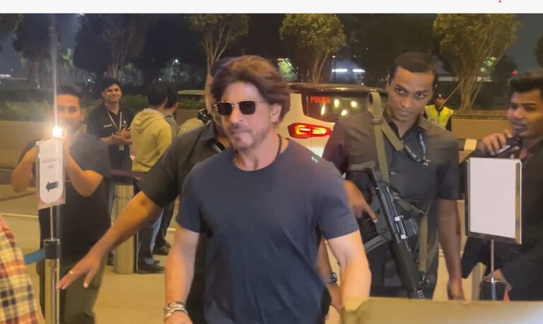 SRK sports ponytail look as he gets snapped at Mumbai airport