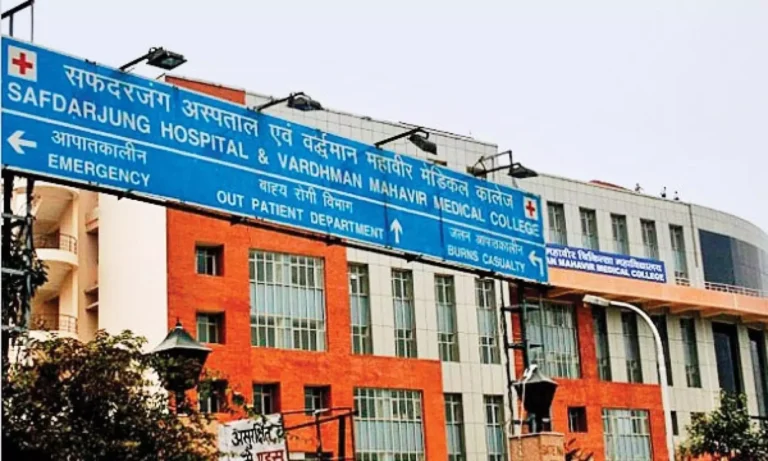 Medical examination of Hizbul Mujahideen terrorist Javed Mattoo being done at Safdarjung Hospital Delhi