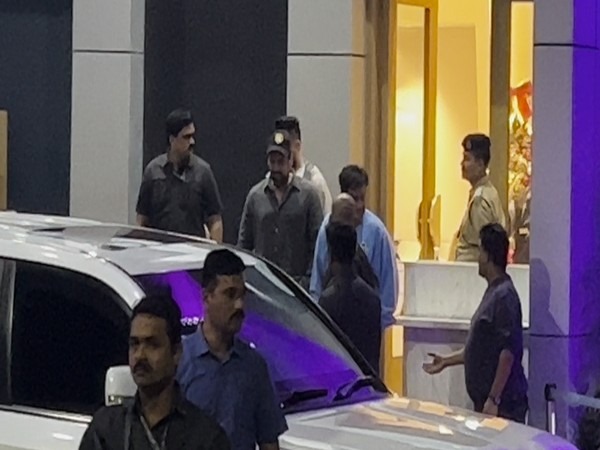 On Tuesday, superstar Salman Khan was seen at an airport in Mumbai, where security was very tight. The star from "Sultan".