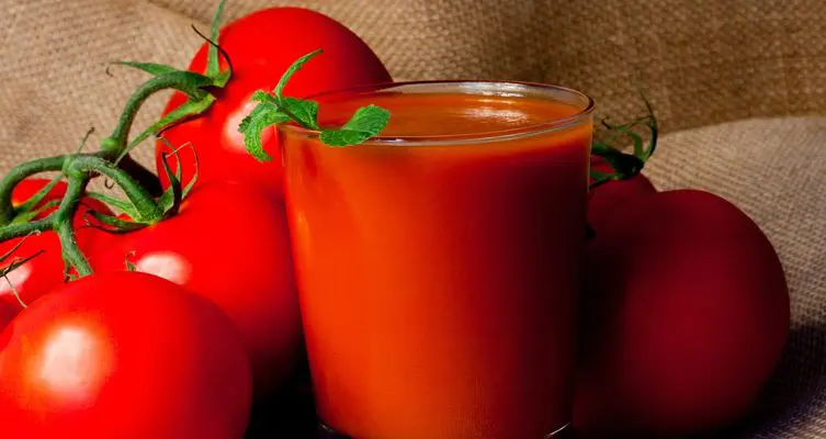 Tomato juice has antibacterial properties that can kill salmonella: Study