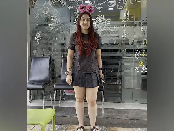 Ira Khan flaunts 'Bride-to-be' headband as she visits salon