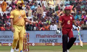 Sachin Tendulkar makes return to cricket field