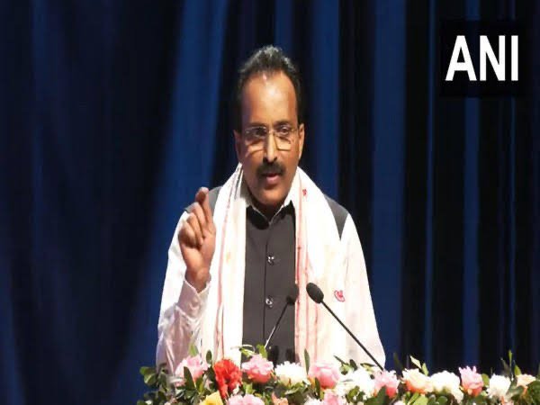 “Every device you handle is learning you bit by bit”: ISRO Chief on AI