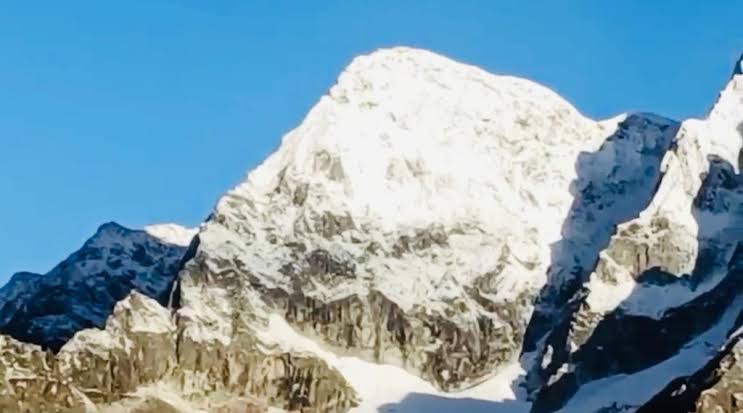 Uttarakhand: Chamoli receives first snowfall of the season