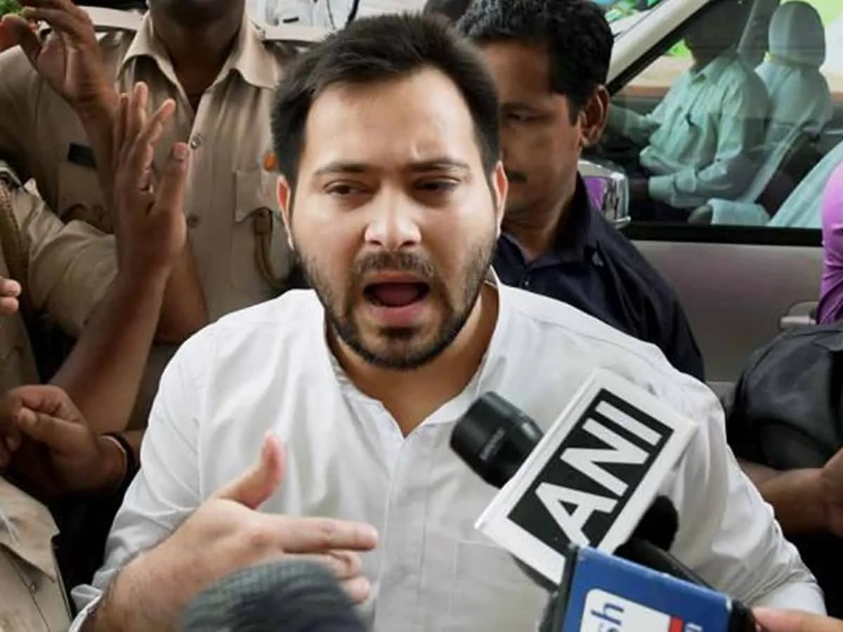 Tejashwi Yadav Reaches ED Office In Connection To Land-For-Jobs Case