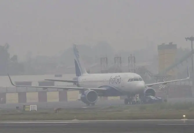 Shallow fog covers Delhi, low visibility hampers flight and train services