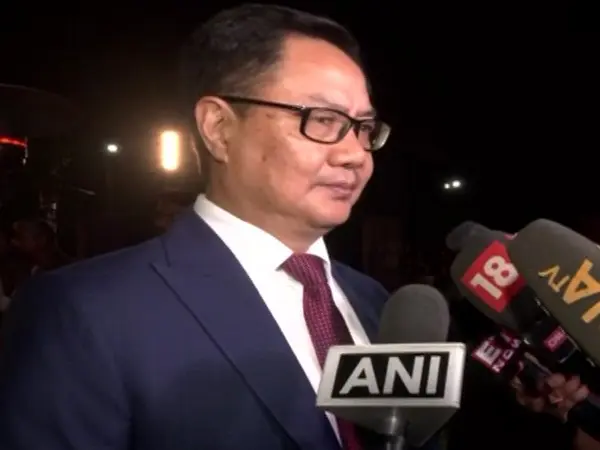 Union minister Kiren Rijiju attends singer Mohit Chauhan’s ‘Duur’ song launch