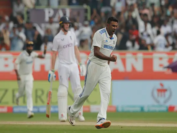 “Been with me through thick and thin”: Ashwin dedicates milestone of 500 Test wickets to father