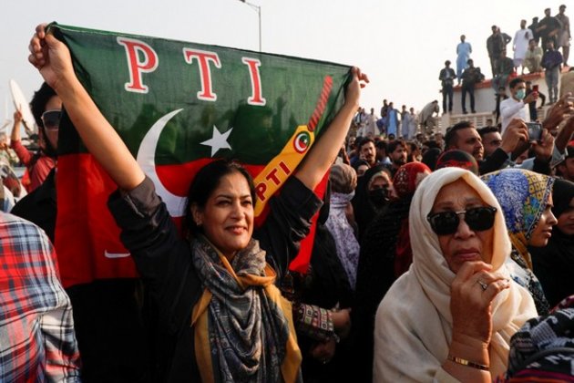 Pakistan Tehreek-e-Insaf changes candidate for Punjab chief minister