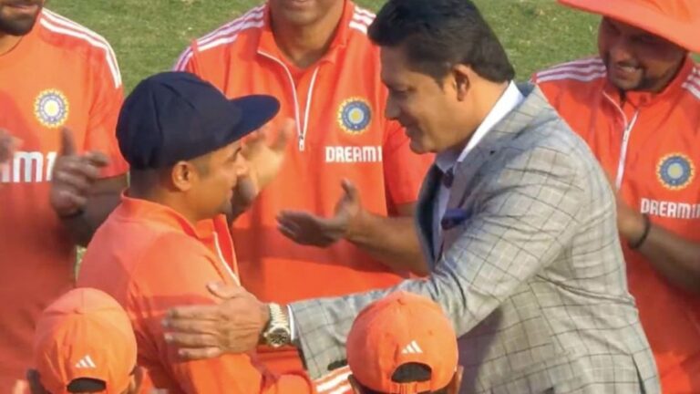 “Start Of A Long Career”: Kumble Gives Inspirational Speech To Sarfaraz While Handing Maiden Test Cap