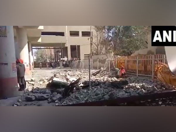 One Person Dies In Delhi Metro Wall Collapse; DMRC Announces Rs 15 Lakh Compensation For Kin Of Deceased