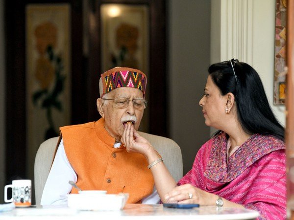 “Accept with humility…an honour for me, ideals I strove to serve”: LK Advani on Bharat Ratna announcement