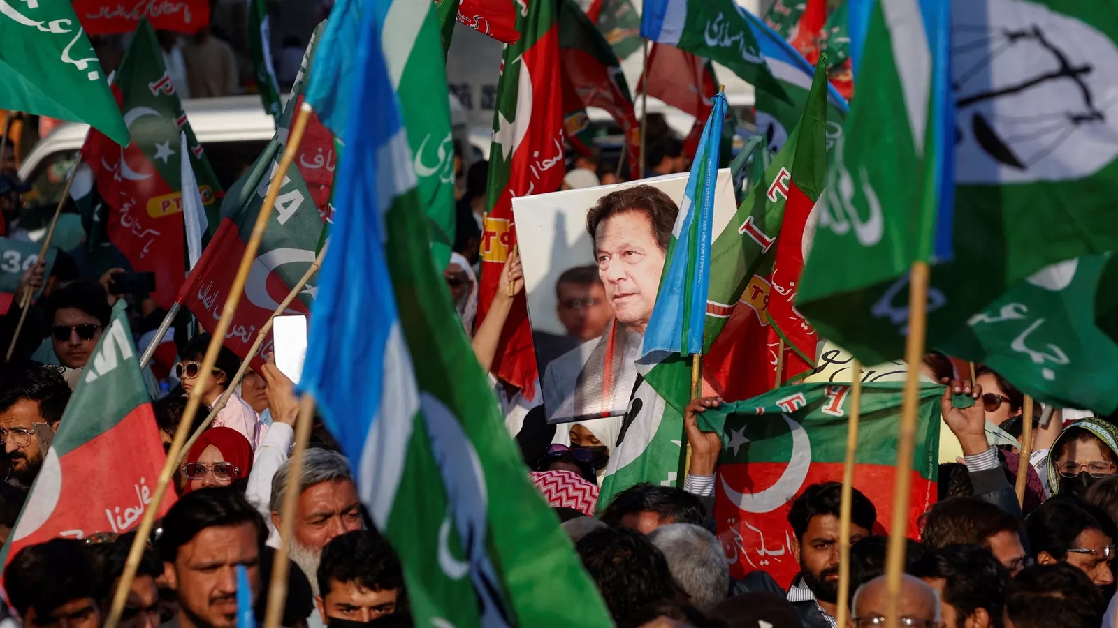 Pakistan Tehreek-E-Insaf Chairman Calls For Nationwide Protests Against Returning Officers