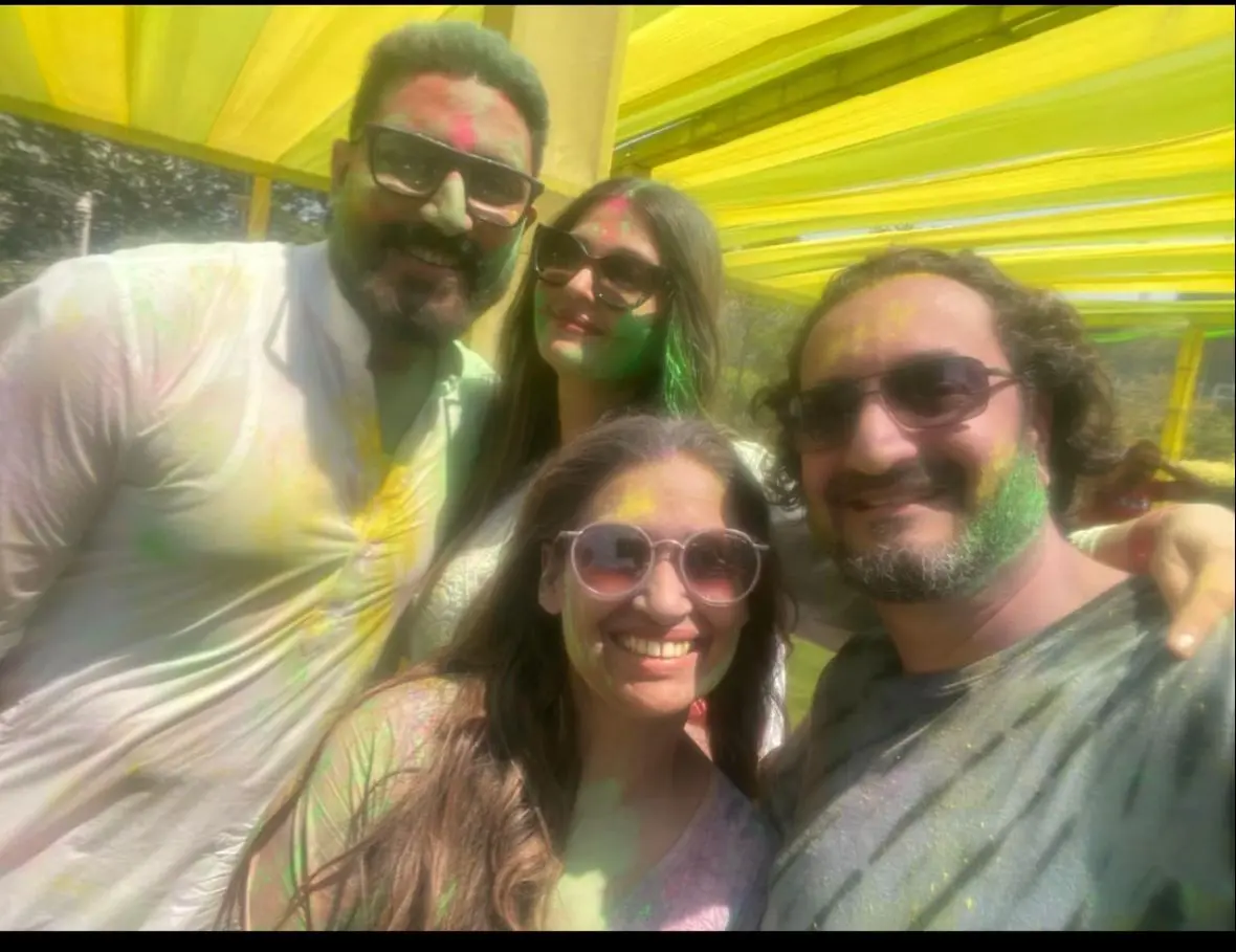 Aishwarya, Abhishek’s pictures with daughter Aaradhya from Holi bash go viral