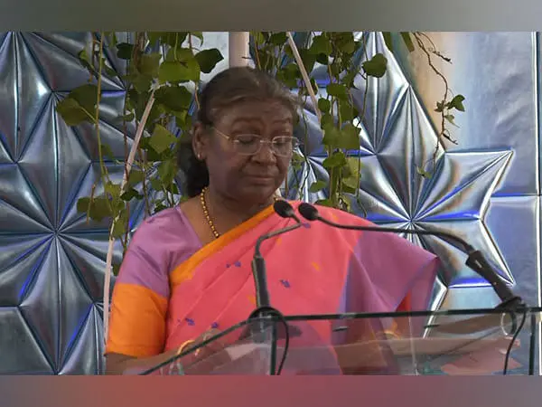 India approves OCI card for 7th generation of Indian-origin Mauritians: President Murmu