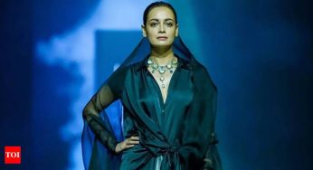 Dia Mirza exudes elegance as she turns showstopper on Day 2 of Lakme Fashion Week