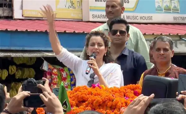 BJP’s Candidate Kangana Ranaut Holds Roadshow In Himachal’s Mandi