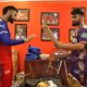Virat Kohli gifts a bat to Rinku Singh following RCB's loss to KKR