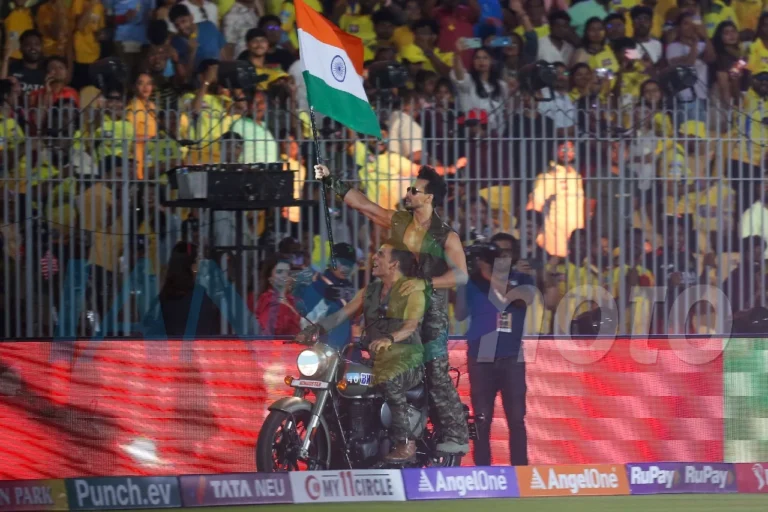 IPL 2024: Akshay-Tiger give power-packed performance at opening ceremony