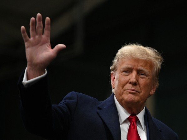 Donald Trump wins Republican presidential primary in Illinois