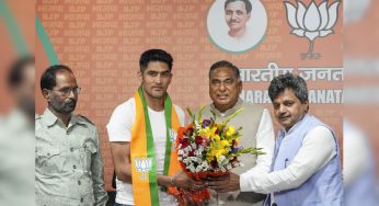 Boxer and Congress leader Vijender Singh joins BJP ahead of Lok Sabha elections