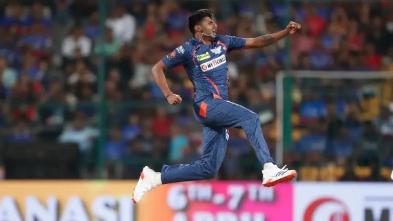 "He is bowling rockets in our team": De Kock lauds Mayank Yadav
