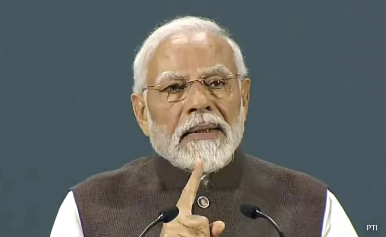 Congress targets PM Modi ahead of visit to Uttarakhand
