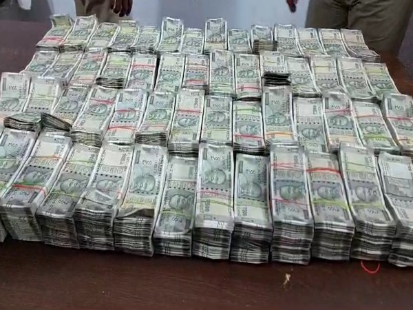 Rs 1.31 cr unaccounted cash seized in Anantapur, 3 held