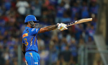 Mumbai outclass Royal Challengers, win by 7 wickets