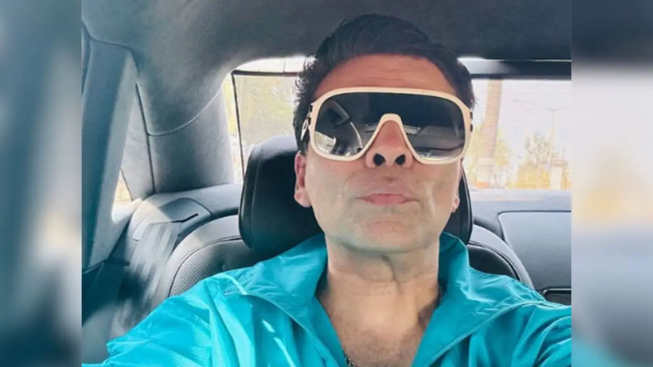 Karan Johar Flaunts Signature Pout in Latest Selfie