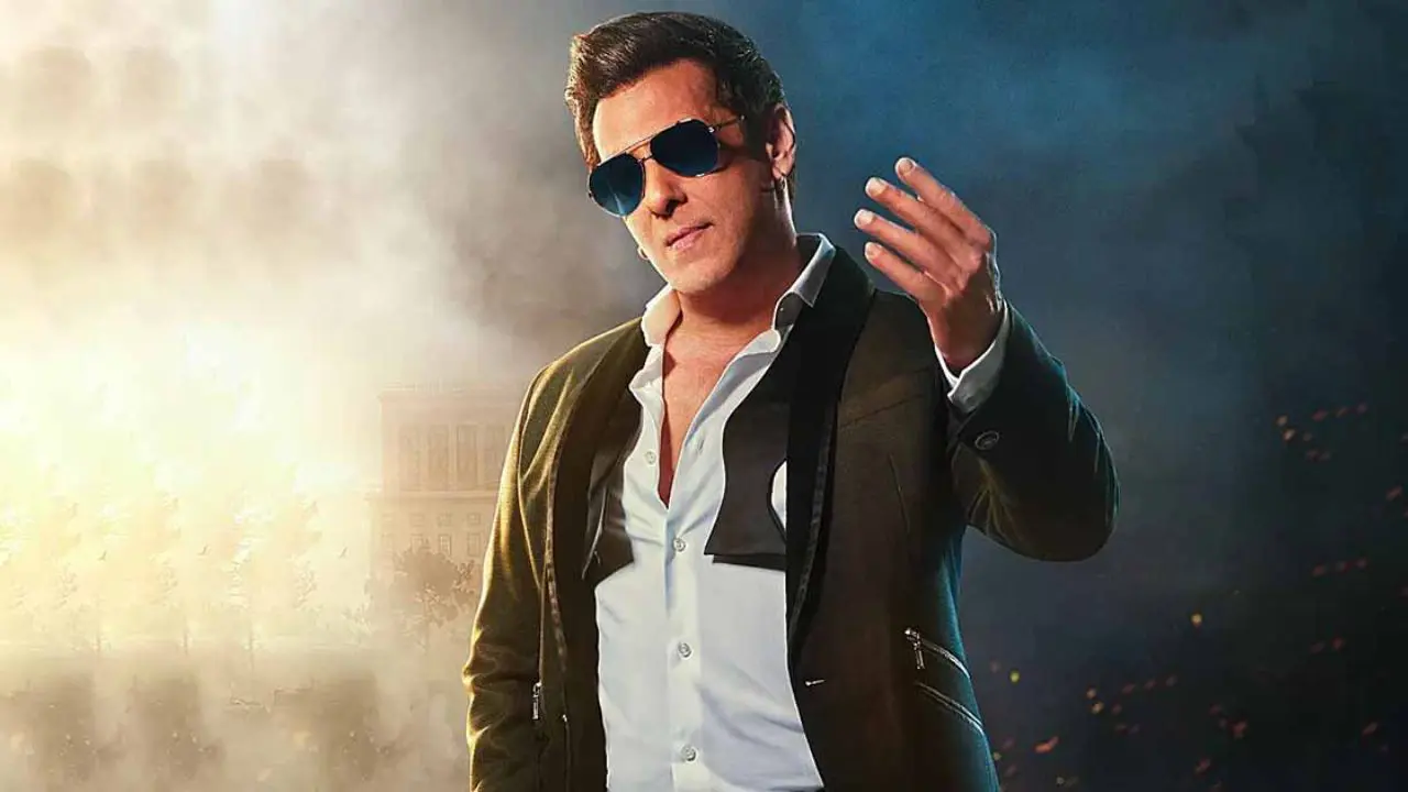 Salman Khan Attends 'Heeramandi' Screening in Style