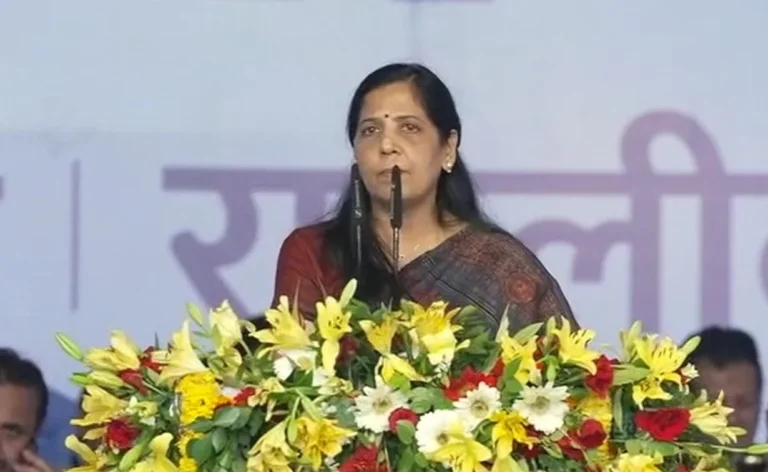Aam Adami Party’s Delhi MLAs to meet Sunita Kejriwal today