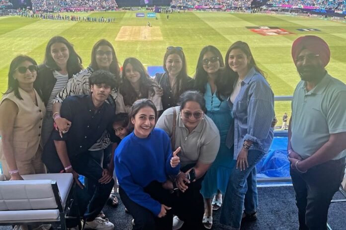 Anushka Sharma Celebrates with Dhanashree Verma After India's Historic T20 WC Win Over Pakistan