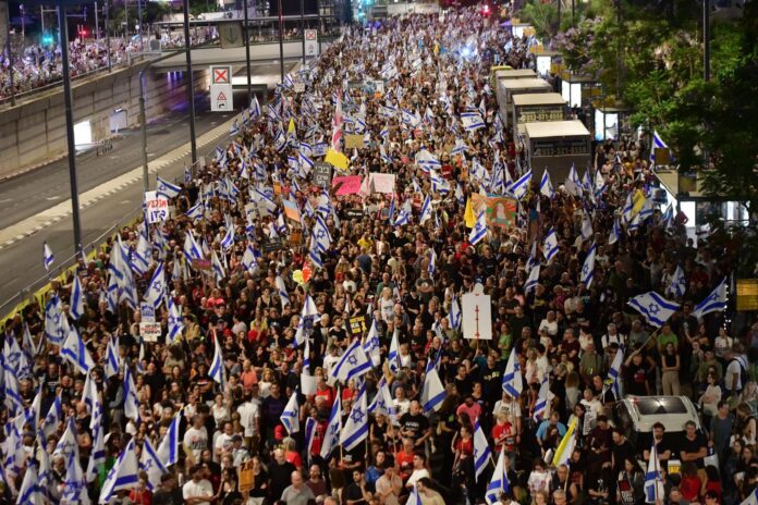 Massive Protests in Tel Aviv Demand Hostage Swap and PM's Resignation