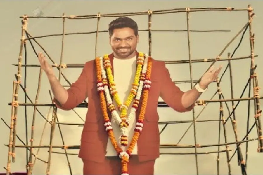 Zakir Khan Announces New Show 'Aapka Apna Zakir' with a Teaser