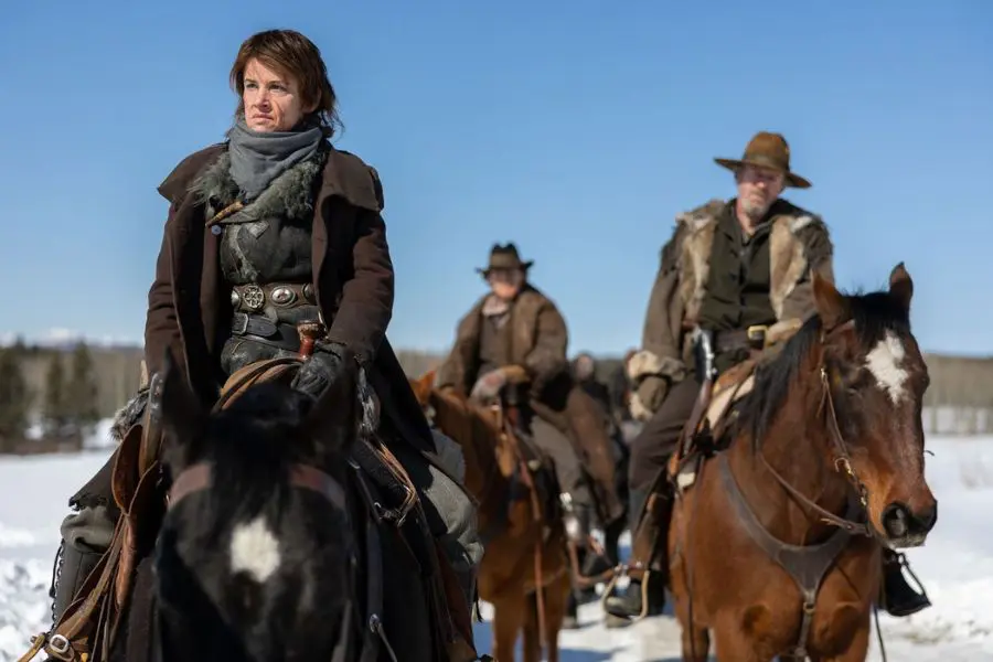 Dinklage and Lewis Ignite the Screen in 'The Thicket'