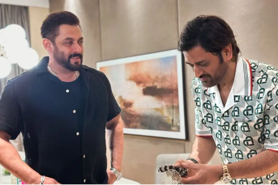 Salman Khan Joins MS Dhoni's Midnight Birthday Bash, Wishes "Kaptaan Sahab"