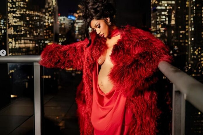 Cardi B Announces Pregnancy Amidst Divorce Filing from Offset