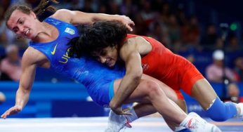 Vinesh Phogat Advances to SFs in Women’s 50kg Freestyle