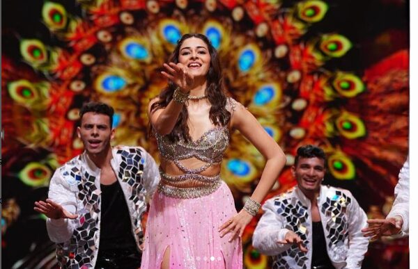 Check Out Ananya Panday's Dazzling Performance At IIFA 2024